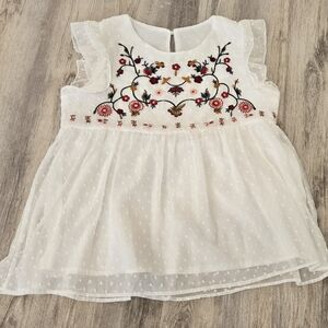 Women's Floral Lace sleeveless shirt medium